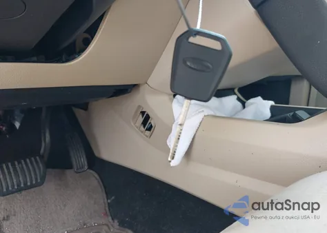 2015 Ford Fusion z USA, uszkodzony, nr VIN 1FA6P0H73F5123221